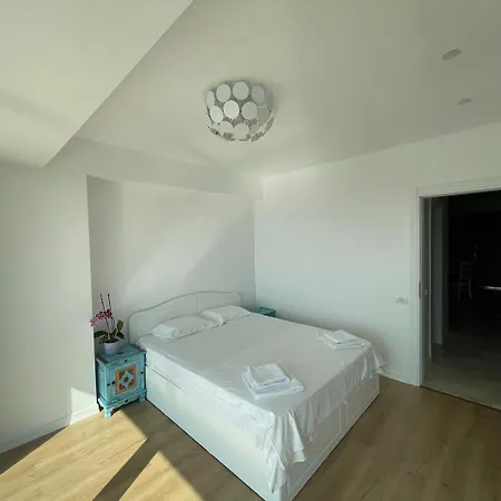 Apartamento Maria Sunrise In Bed Eforie Nord
